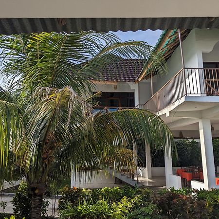 Kivulini Lodge And Restaurant Nungwi Exterior photo